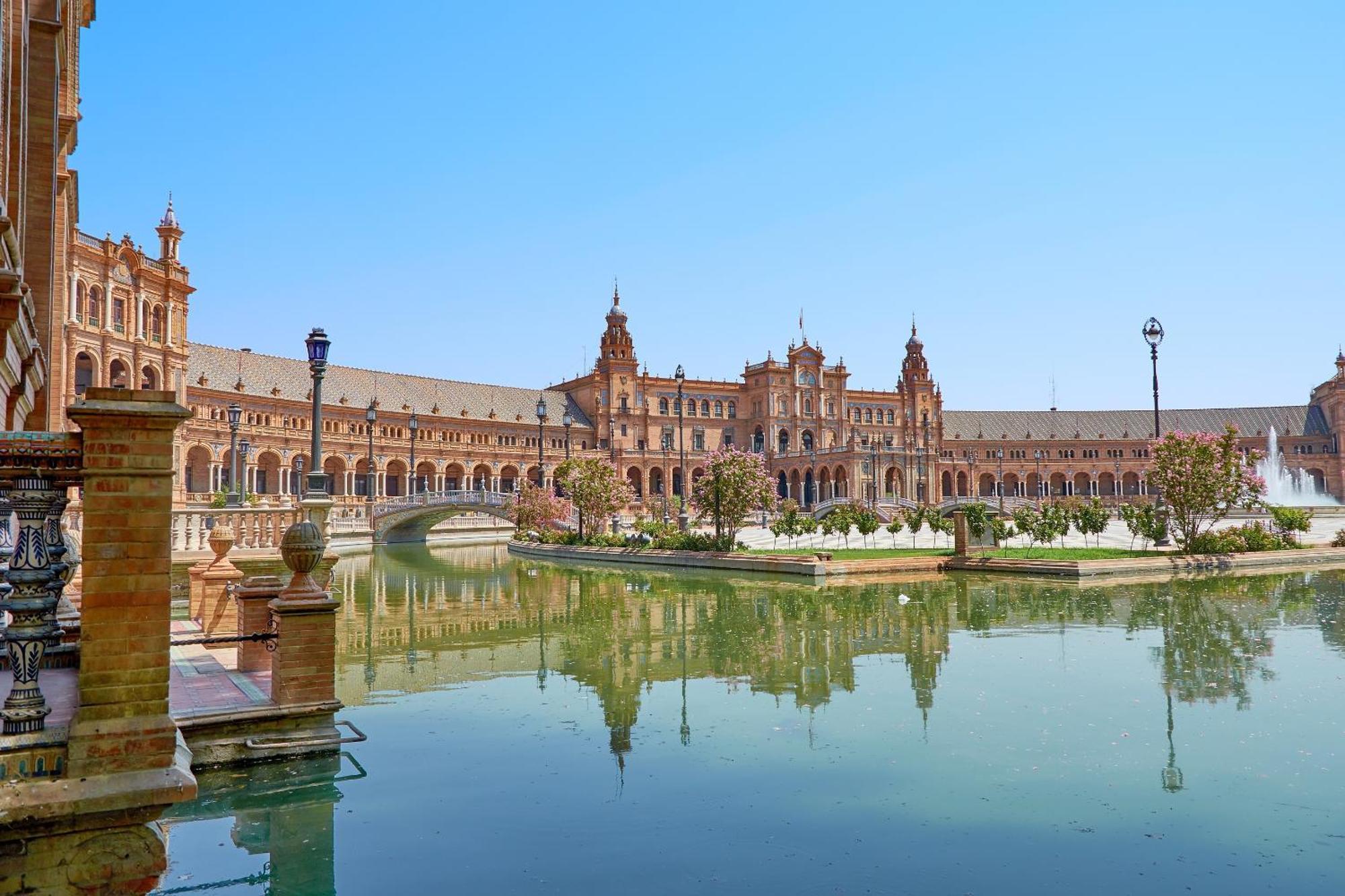 The Hercules Home Sevilla Buitenkant foto